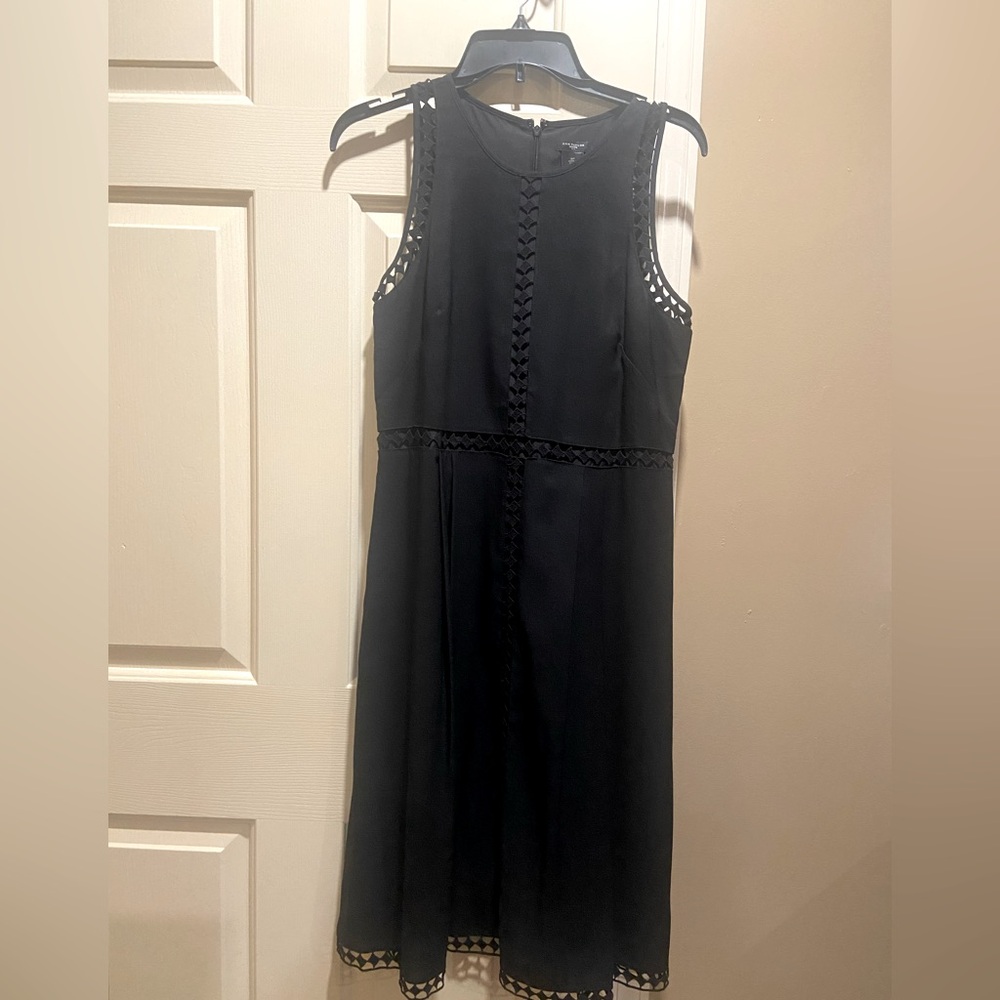 Elegant Black Sleeveless Dress
